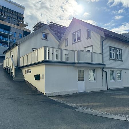 Charming House In The Harbour Of Jorpeland Lejlighed Eksteriør billede